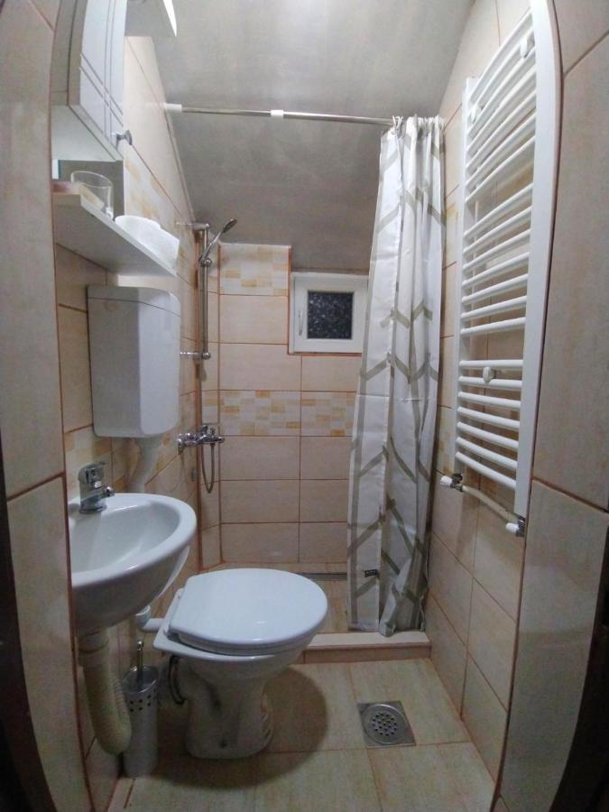 Apartman Dm Apartment Валево Екстериор снимка