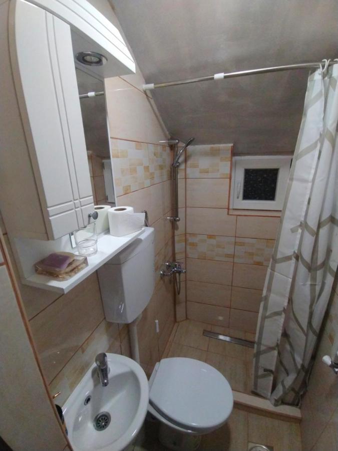 Apartman Dm Apartment Валево Екстериор снимка